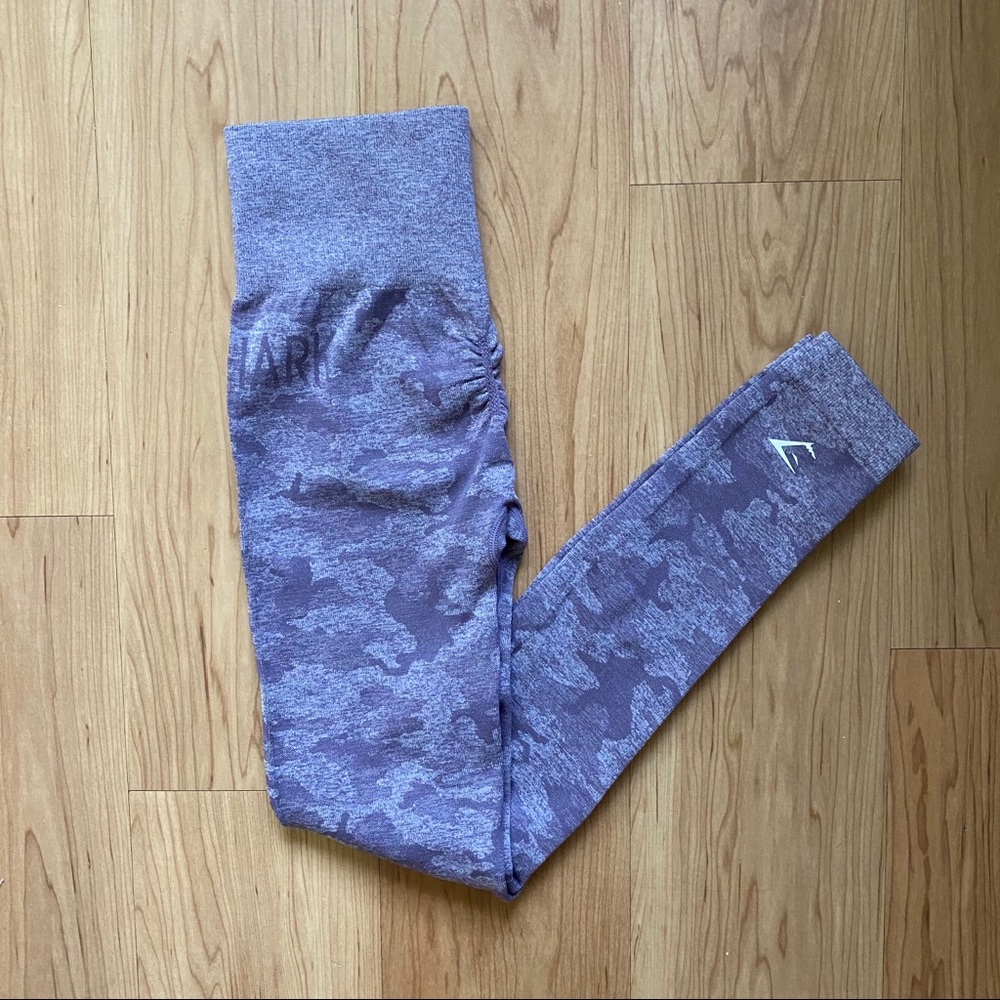 SOLD! GYMSHARK - Camo Seamless Lavender Gray - XS